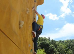 ������չѵ����һƷ�ơ��ϲ�������չѵ�����Ž���