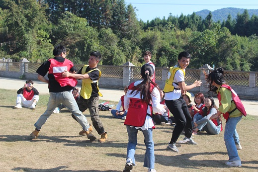 �ϲ�������չ���ء��ϲ�÷����չ����