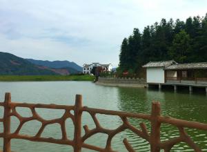 ���������������չѵ������ѵ������