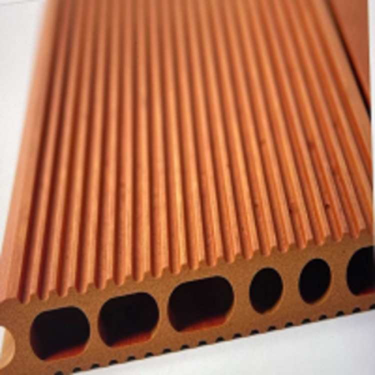 WPC��ľ���ͲĻ����豸���⹤��ѡ�Ŀ�����ά��