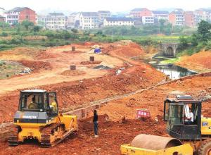 ���Ų�����ѵ�ֽ����ѵ����Ǳ����ũ��ʮ�߽����Ͼ����쳣�ݻ�����ɽ���Ƹ�